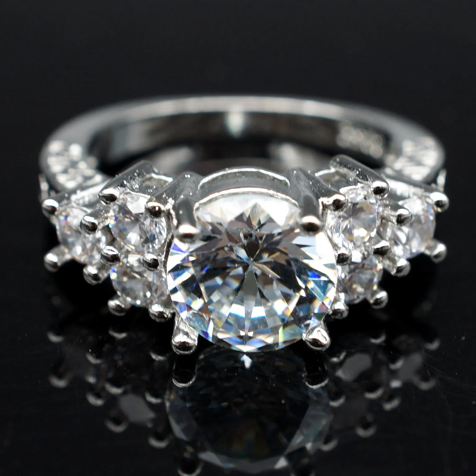 Arrow Zircon Engagement Ring