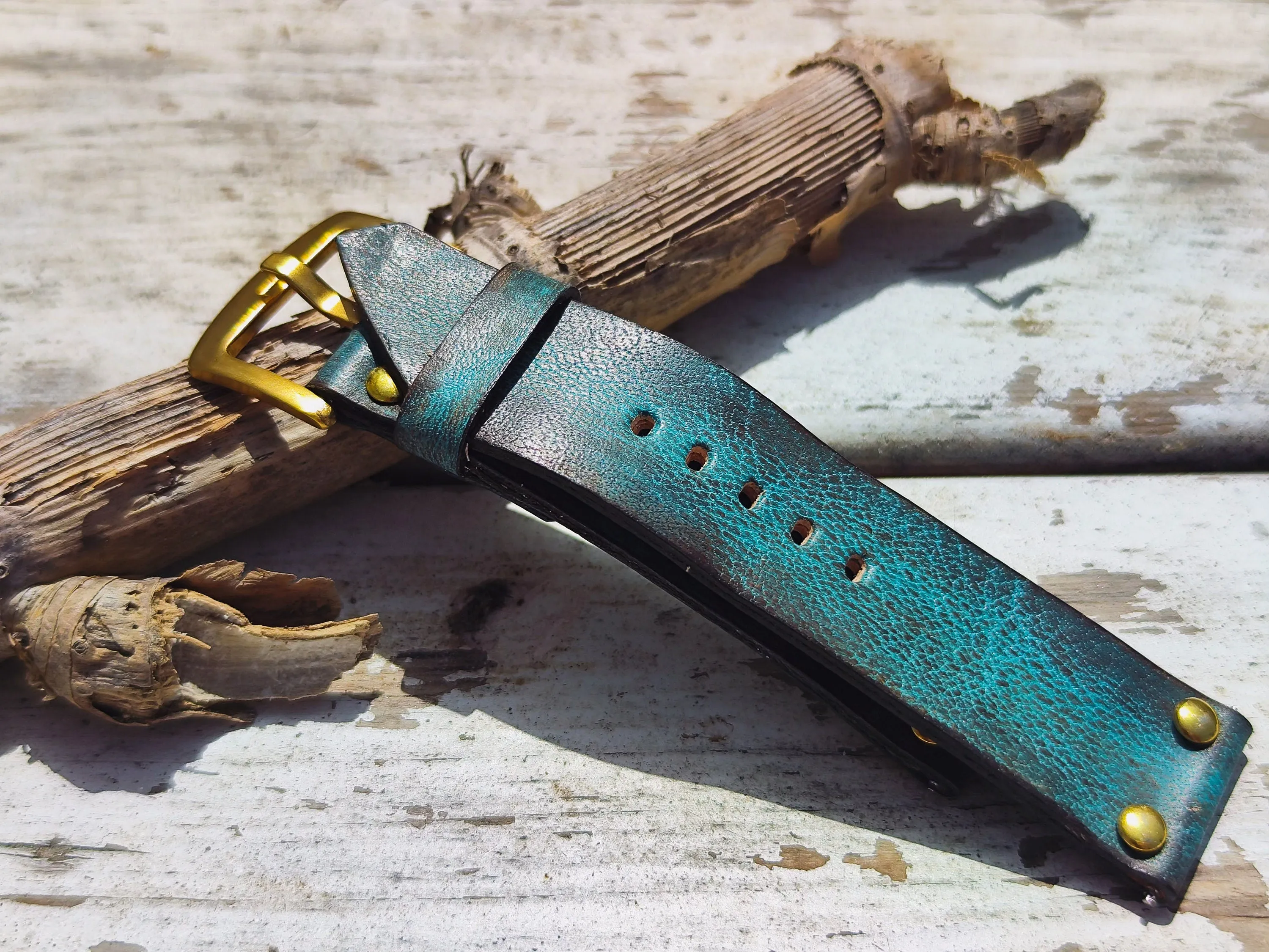 Handmade Turquoise Leather Watch Band – Fits Standard & Apple Watches (22mm)