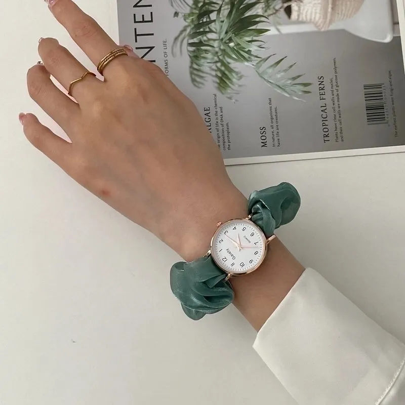 Modern Style Solid Color Quartz Women's Watches